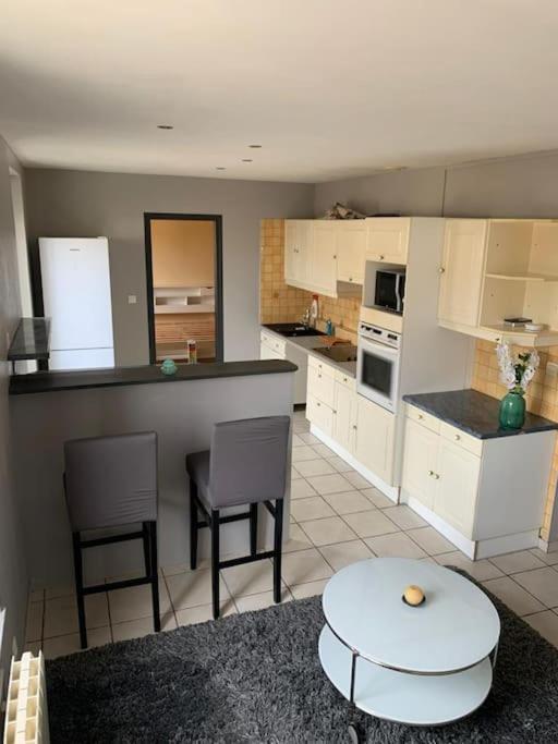Appartement Cosy Dans Beau Village De Champagne Cormicy エクステリア 写真